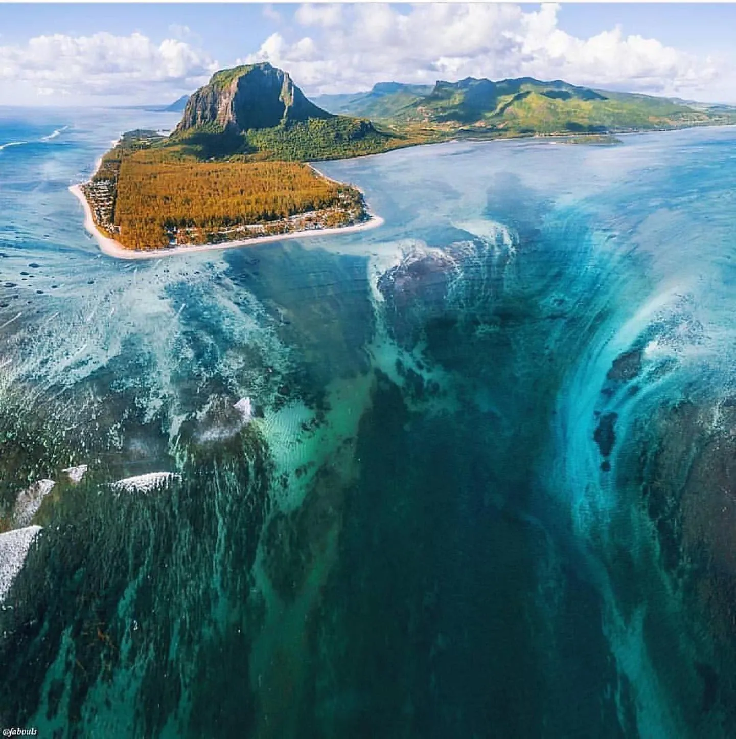 La cascade sous-marine de l’île Maurice